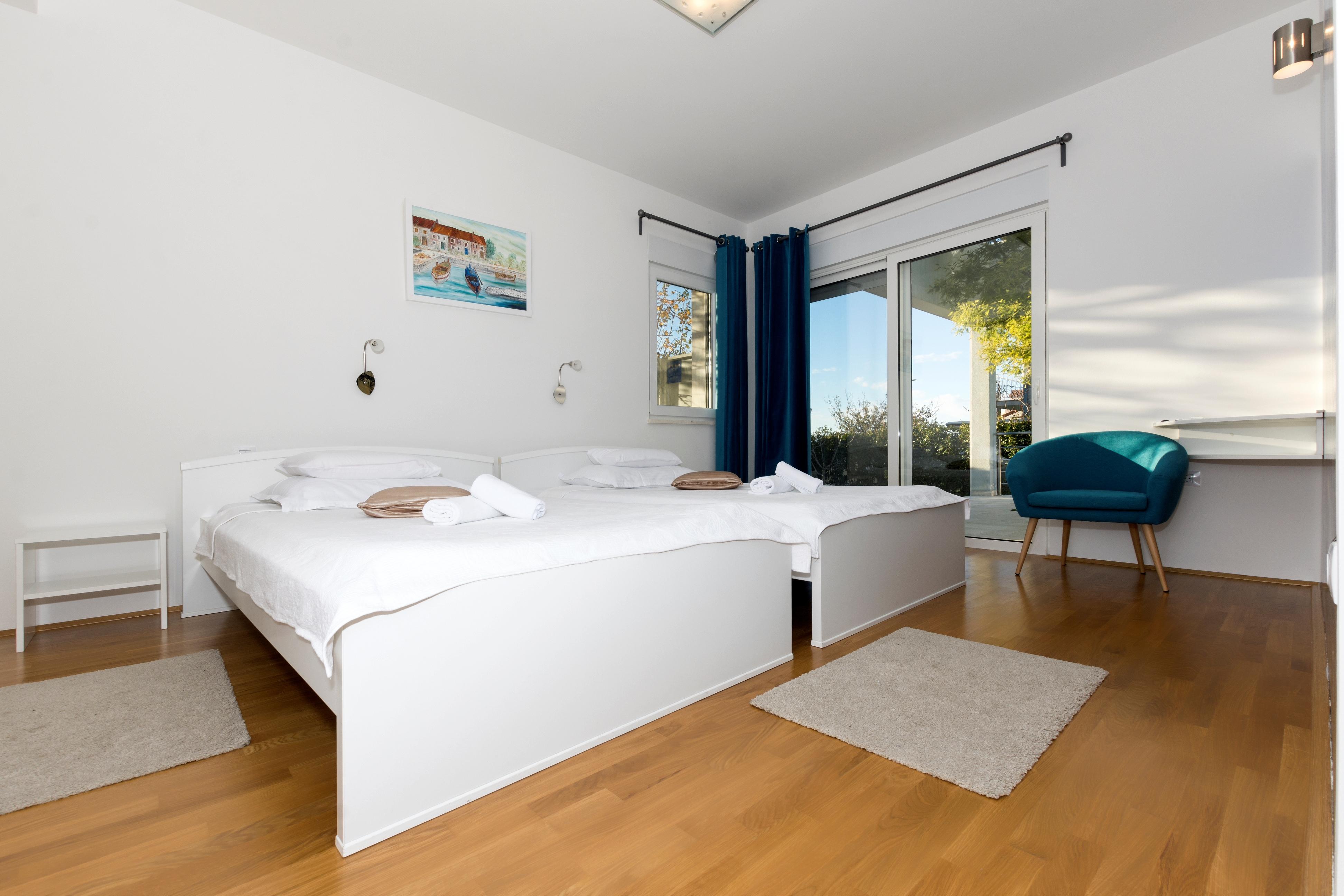 Villa Mermaid Your Croatian Haven With Luxury Pool And Scenic Views Podstrana Extérieur photo